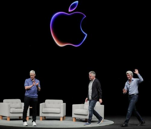 A "Black Mark" On Tim Cook's Resume: How Apple Missed The AI Revolution