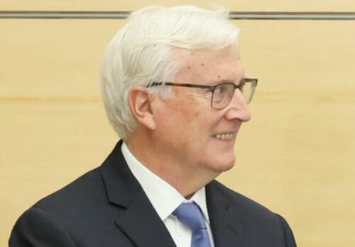 Federal Prosecutors Probe Guggenheim, Billionaire Dem Donor Walter's Insurers