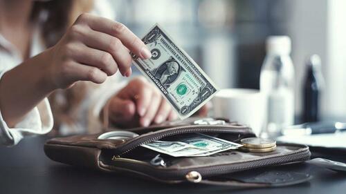 It’s A Crisis! A Whopping 67% Of American Workers Are Living Paycheck To Paycheck In 2025