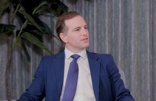 Billionaire Airbnb Co-Founder Reveals Why He Abandoned Democrat Party For Trump thumbnail