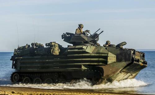 Maduro Describes ‘Cordial’ Trump Call As Senators Reintroduce War Powers Bill