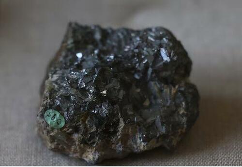 US Army Looks To Build Small Refineries For Critical Minerals thumbnail