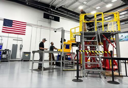 Army To Bring Nuclear Microreactors To Its Bases By 2028 thumbnail