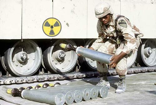 Großbritannien schickt abgereicherte Uranmunition in die Ukraine – das ist gleichbedeutend mit dem Einsatz einer »schmutzigen Bombe« so der Kreml