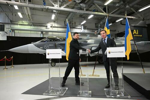 Zelensky Signs Letter Of Intent To Acquire Whopping 150 Swedish Fighter Jets Over Next 10-15 Years thumbnail