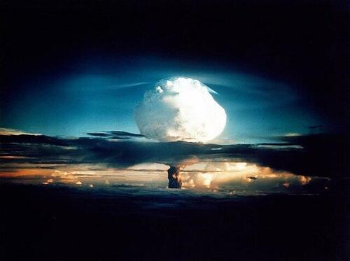 US Buying $290M Worth Of Anti-Radiation Drugs for Use In “Nuclear Emergency” Hydrogen-bomb-63146_1280