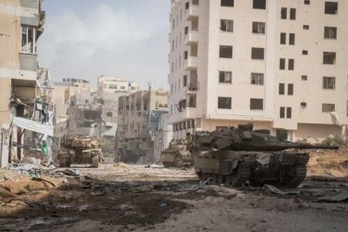 Trump Thanks Israel For Halting Gaza City Offensive, Urges Hamas “Move Quickly” Or Deal Is Off