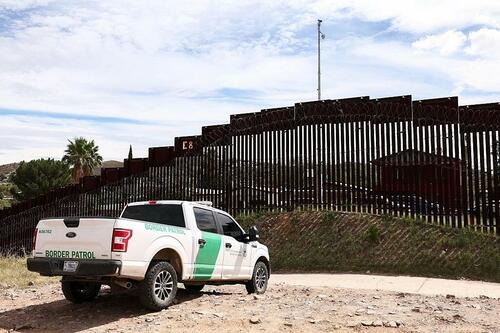 Border Encounters Drop To Record Low In November: CBP