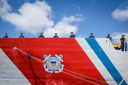 Over 20,000 Pounds Of Cocaine Seized By US Coast Guard thumbnail