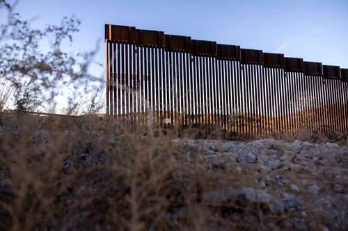 Judge Dismisses Charges Against Illegal Immigrants Accused Of Crossing Into Military Zone