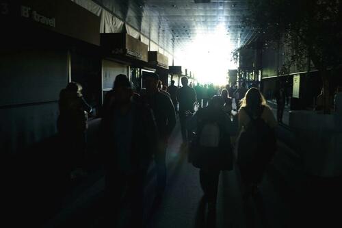 Net Deadly: Europe's Blackouts Are A Warning For Americans thumbnail