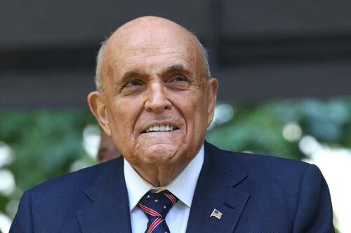 Trump Pardons Rudy Giuliani, Others Involved In Bid To Challenge 2020 Election Trump Pardons Rudy Giuliani, Others Involved In Bid To Challenge 2020 Election