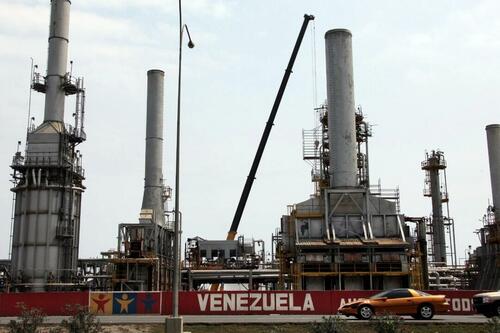 Trump Signals Openness To China, India Investing In Venezuela's Oil, While Tightening Rules thumbnail