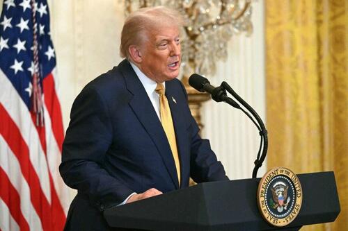 Trump Says Americans Could Get Dividends From Tariff Revenues thumbnail