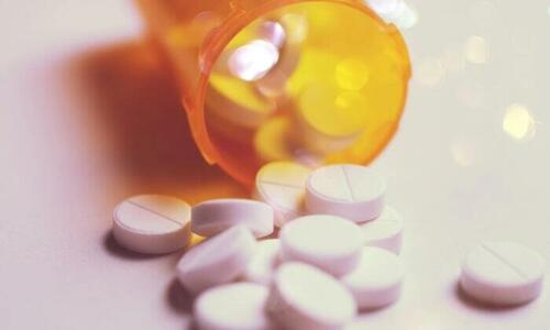 Schizophrenia Drug Linked To Pneumonia, Gut Disorders In 25-Year Follow-Up Study