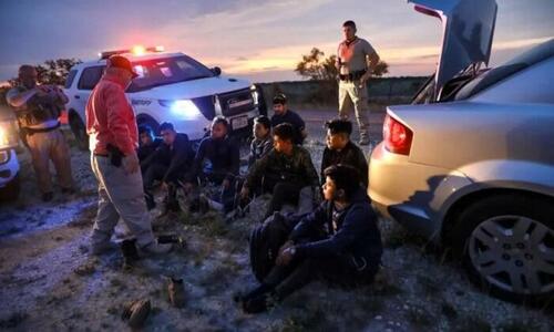 Missouri Bounty-Hunter Bill For Illegal Immigrants Would Create State Version Of ICE