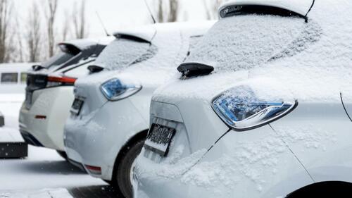 China's Breakthrough Lithium Battery Could Double EV Range To 600+ Miles, Survive -94°F Temp