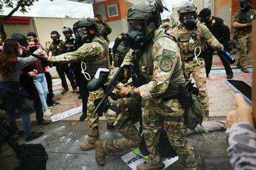 Federal Appeals Court Allows Trump's National Guard Deployment in Oregon thumbnail