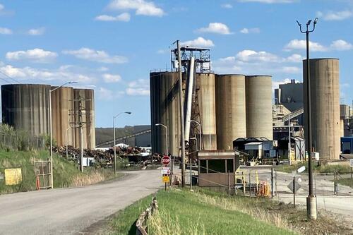 Energy Department Announces $100 Million In Funding To Refurbish US Coal Plants