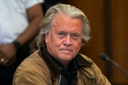 Supreme Court Clears Way For Dismissal Of Contempt Case Against Steve Bannon