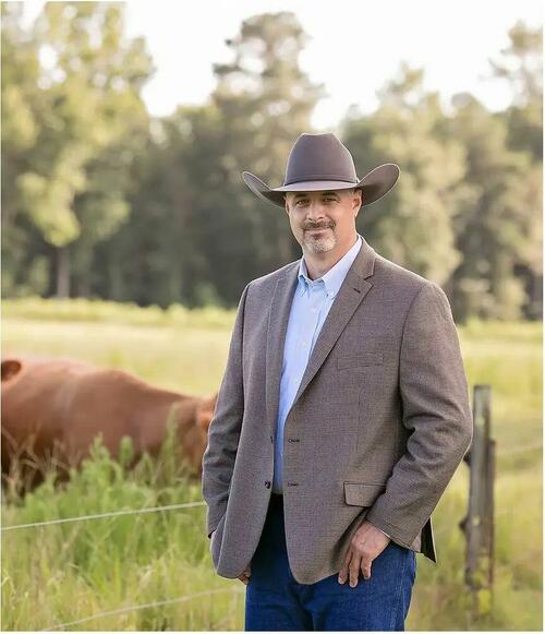 Trump Administration Faces Balancing Act On Agriculture thumbnail