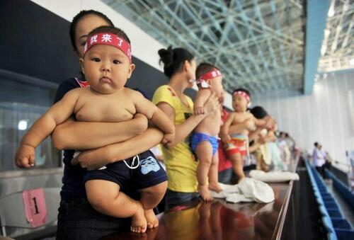 Wealthy Chinese Elites Use US Surrogacy System To Have Dozens Of Children