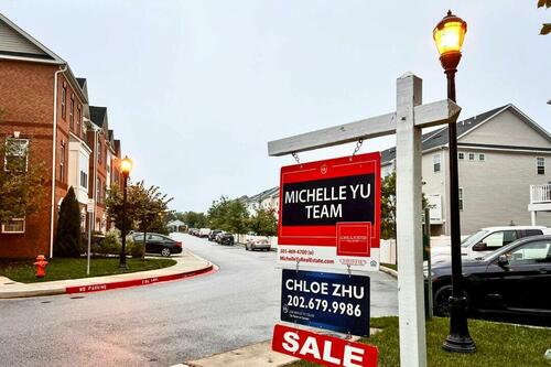 Underwater Mortgages Rise To 3-Year High Amid Cooling US Housing Market