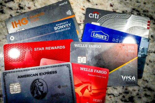 DOGE Announces Deactivation of 500,000 Federal Credit Cards thumbnail