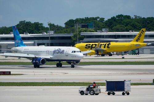 Man Who Flew 120 Times For Free By Posing As Flight Attendant Convicted Of Fraud