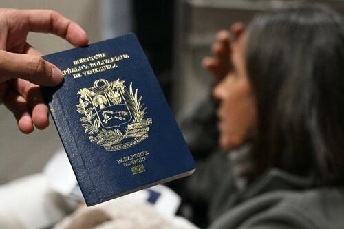 Venezuela Suspends Flights From Colombia To Prevent 'Entry Of Mercenaries'