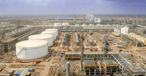 Soaring Imports Push India's Crude Stocks To Near 1-Year High