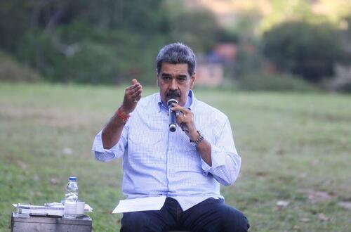 US To Launch “New Phase” Of Venezuela Operations, Options Include Overthrowing Maduro: Report