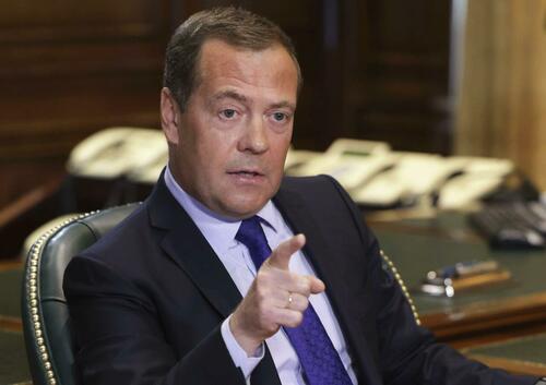 Russia Seeks Victory, Not ‘Delusional’ Compromise, In Talks With Ukraine: Medvedev