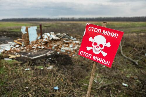 Ukrainian Forces Are Using Internationally-Banned Scatter Mines