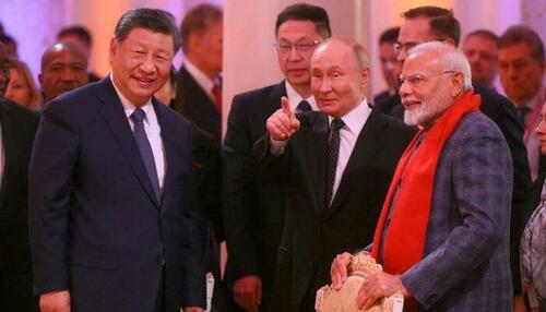 <div>China's Xi & India's Modi Cement Border Peace Deal After Years Of Friction</div>