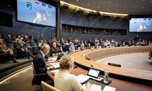 Ukraine Says Talks To Join NATO Becoming 'Very Toxic' thumbnail