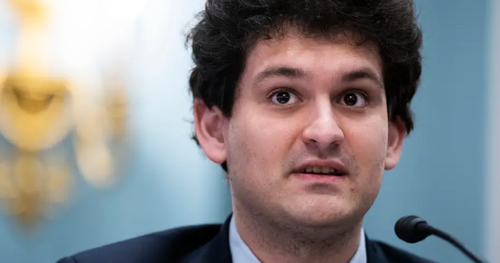coup de grâce à son concurrent FTX et directement à son fondateur et PDG « milliardaire », Sam Bankman-Fried.