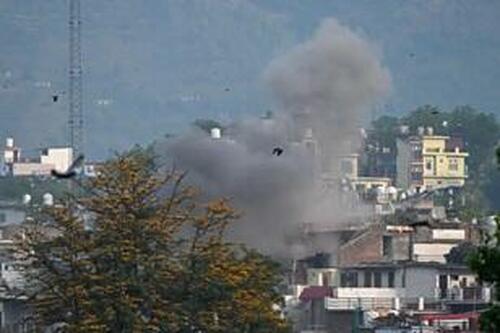 Reports Of Huge India-Pakistan Jet Dogfight; Blackout Across Jammu & Kashmir