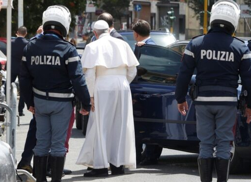 [Image: popeandpolice.png?itok=UUvbbsqN]