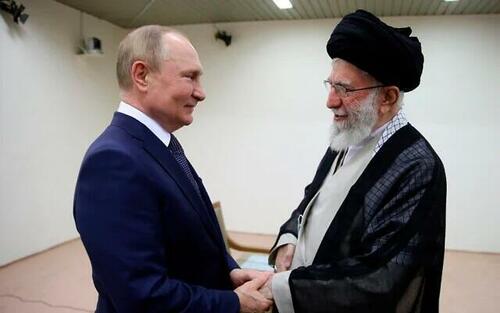 Kremlin Warns Against US Intervention In Iran, Tells Israeli Leaders 'Come To Your Senses' thumbnail