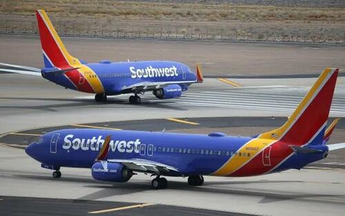 Off-Duty Pilot Enters Southwest Cockpit To Help After Pilot Suffers Medical Emergency