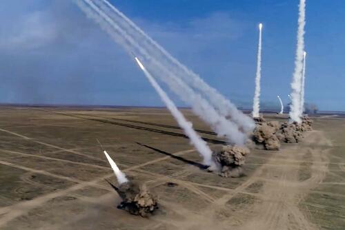 Russland droht mit einem „Schlag gegen den Westen“, wenn die von den USA gelieferte Raketen in sein Territorium einschlagen