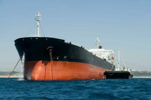 Trump Holds Off On Option To Seize Iranian Tankers, Fearing Sharp Oil Rise thumbnail