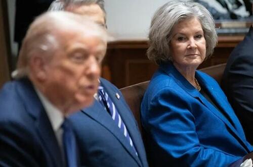 Susie Wiles Let’s Slip She Stands With Massie On War Powers & Venezuela